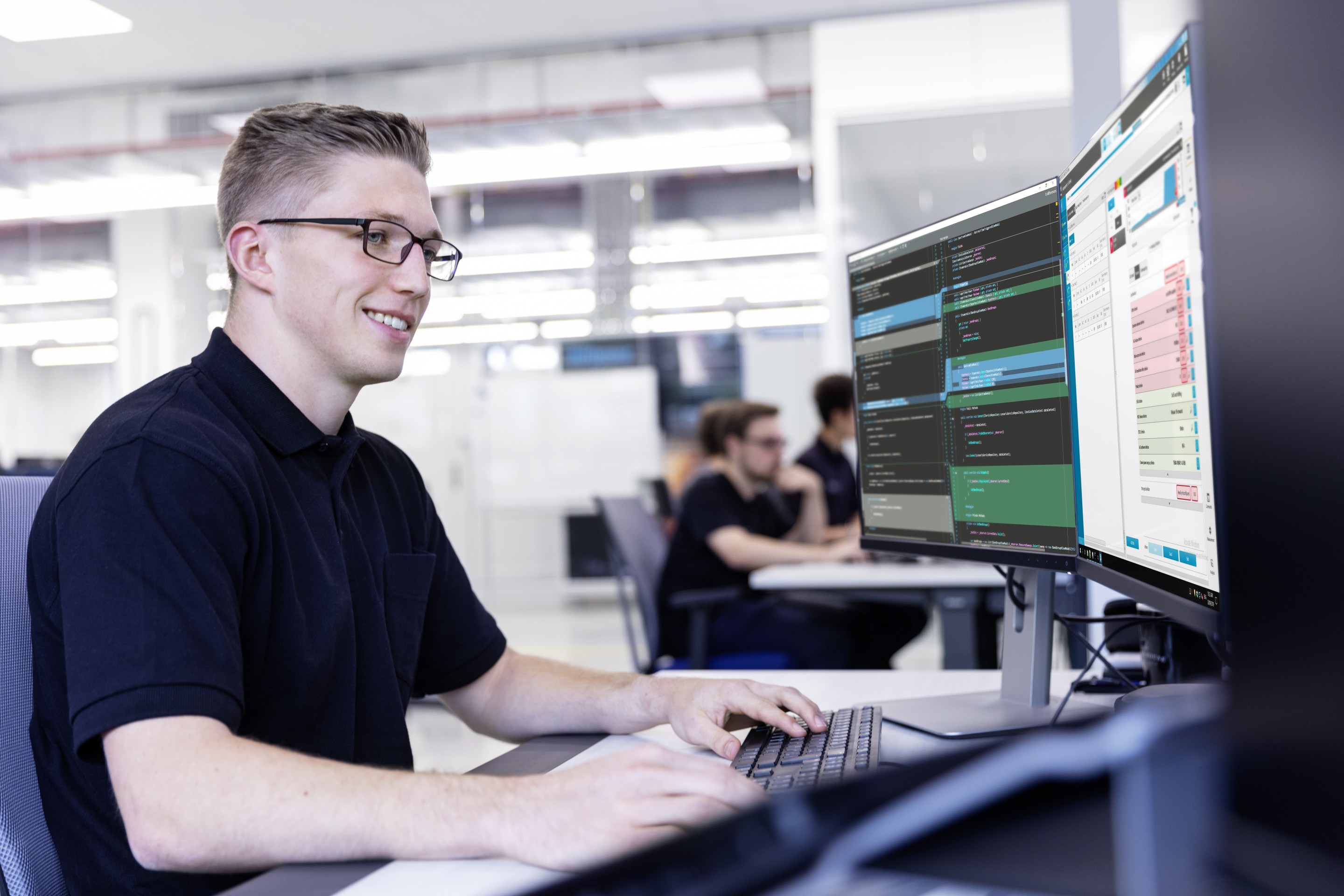 Duales Studium der Informatik oder Elektrotechnik Rohde & Schwarz