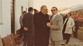 Dr. Hermann Schwarz mit dem ehemaligen Bürgermeister Karl Stern (v.l.).