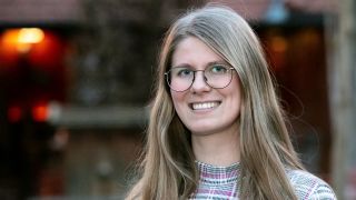 Anna-Sophia Wolf schloss ihre Ausbildung zur Elektronikerin für Geräte und Systeme sogar als beste Absolventin Niederbayerns ab.