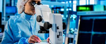 Die Hochfrequenztechnik bei Rohde & Schwarz Teisnach.