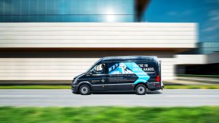 Rohde & Schwarz Service – just a call away  Rohde & Schwarz Service – just a call away
