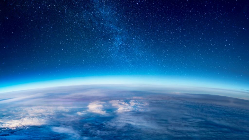 White paper: Over the horizon - principles and challenges of operating in the HF ban