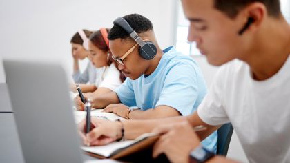 Испытания аудиоустройств Bluetooth®