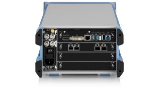 R&S®DWR100 Digital wideband recorder R&S®DWR100 Digital wideband recorder