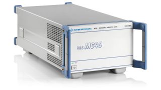 R&S®MC40 Microwave converter 40 GHz R&S®MC40 Microwave converter 40 GHz