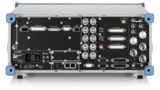 R&S®ESMW Ultra wideband monitoring receiver R&S®ESMW Ultra wideband monitoring receiver