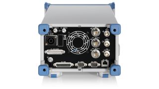 R&S®EB510 HF monitoring receiver R&S®EB510 HF monitoring receiver