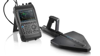 R&S®PR200 and R&S®HE400UWB R&S®PR200 and R&S®HE400UWB