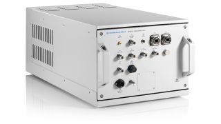 R&S®UMS300 Compact monitoring and location system R&S®UMS300 Compact monitoring and location system