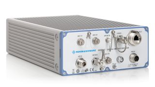 R&S®EM100XT Compact digital receiver R&S®EM100XT Compact digital receiver