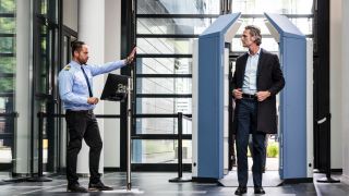 Prevenir la perdida de activos empresariales con un sistema avanzado de seguridad y escaneo de personas Prevenir la perdida de activos empresariales con un sistema avanzado de seguridad y escaneo de personas