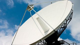 R&S®PKU100, Indoor-Modell, 400 W