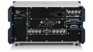 R&S®ZNB3000 ベクトル・ネットワーク・アナライザ R&S®ZNB3000 ベクトル・ネットワーク・アナライザ
