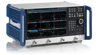 4ポートのR&S®ZNB3004 4ポートのR&S®ZNB3004