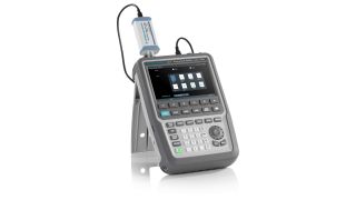R&S®ZNH Handheld vector network analyzer R&S®ZNH Handheld vector network analyzer