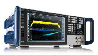 R&S®FSVA3000 Signal and spectrum analyzer R&S®FSVA3000 Signal and spectrum analyzer