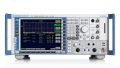 R&S®FSQ signal analyzer, Front view