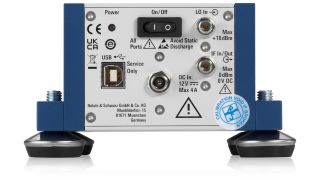 R&S®FC330SR Frequency converter R&S®FC330SR Frequency converter