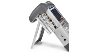 R&S®ZVH Handheld cable and antenna analyzer R&S®ZVH Handheld cable and antenna analyzer