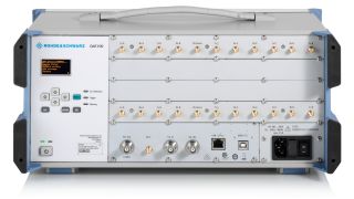 R&S®QAT100 Advanced antenna array R&S®QAT100 Advanced antenna array