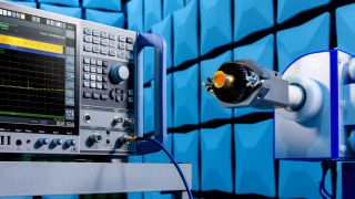 R&S®HF1444G14 EMI-Mikrowellenantenne mit hohem Gewinn R&S®HF1444G14 EMI-Mikrowellenantenne mit hohem Gewinn