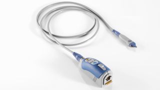Active single-ended probes for oscilloscopes