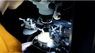 普及のために必須となるウェハの大型化も着実に進んでいる。