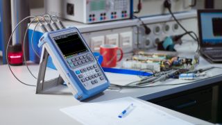 Safe debugging of embedded power supplies  Safe debugging of embedded power supplies