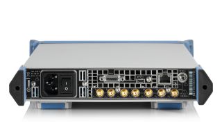 R&S®SGU100A SGMA upconverter R&S®SGU100A SGMA upconverter