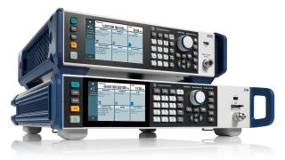 R&S®SMB100B RF and microwave signal generator R&S®SMB100B RF and microwave signal generator