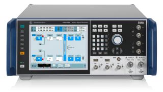 R&S®SMW200A с двумя ВЧ-трактами до 44 ГГц