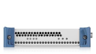 R&S®CMX-RF42 Active RF frontend (44 GHz) R&S®CMX-RF42 Active RF frontend (44 GHz)