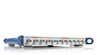 R&S®CMX-Z25 CMX RF port extender R&S®CMX-Z25 CMX RF port extender