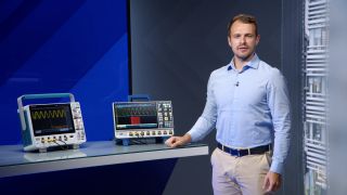 MXO 3 - Zone Trigger vs Tektronix MDO3
