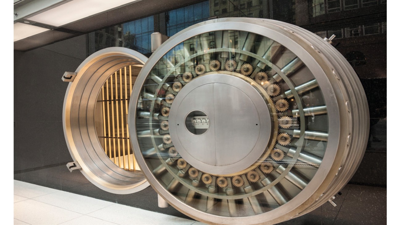 Tamper protection for monitoring networks in banks Rohde & Schwarz