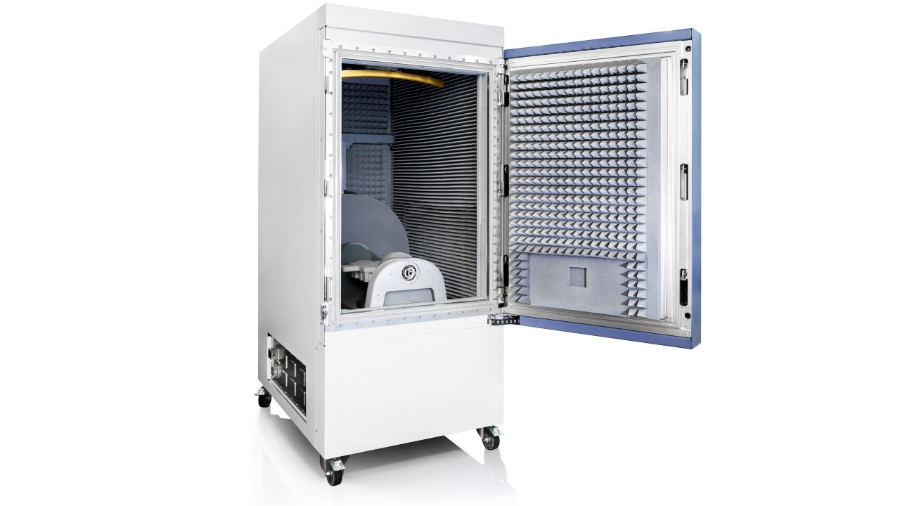 R&S®ATS1800C CATR based compact 5G NR mmWave test chamber