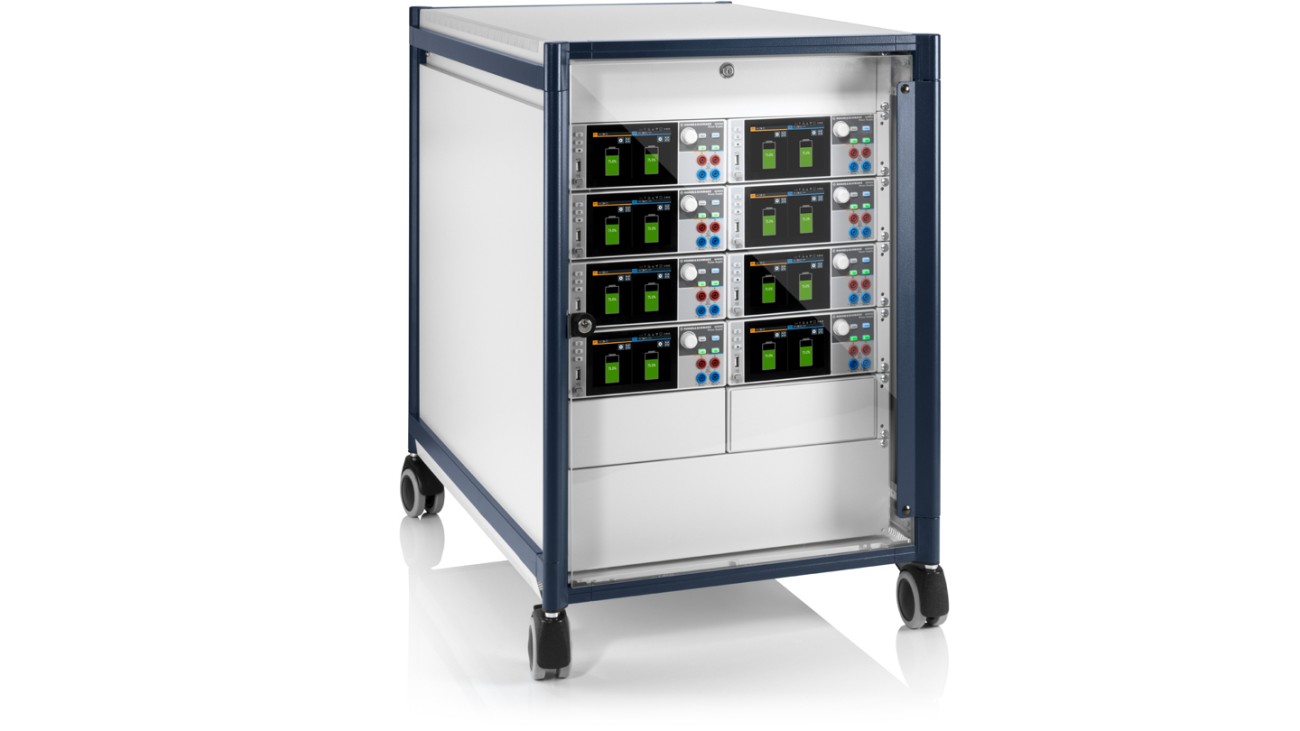 Arrangement with eight R&S®NGM202 two-channel power supplies for simulation of up to sixteen battery cells as used in a 48 V system Arrangement with eight R&S®NGM202 two-channel power supplies for simulation of up to sixteen battery cells as used in a 48 V system
