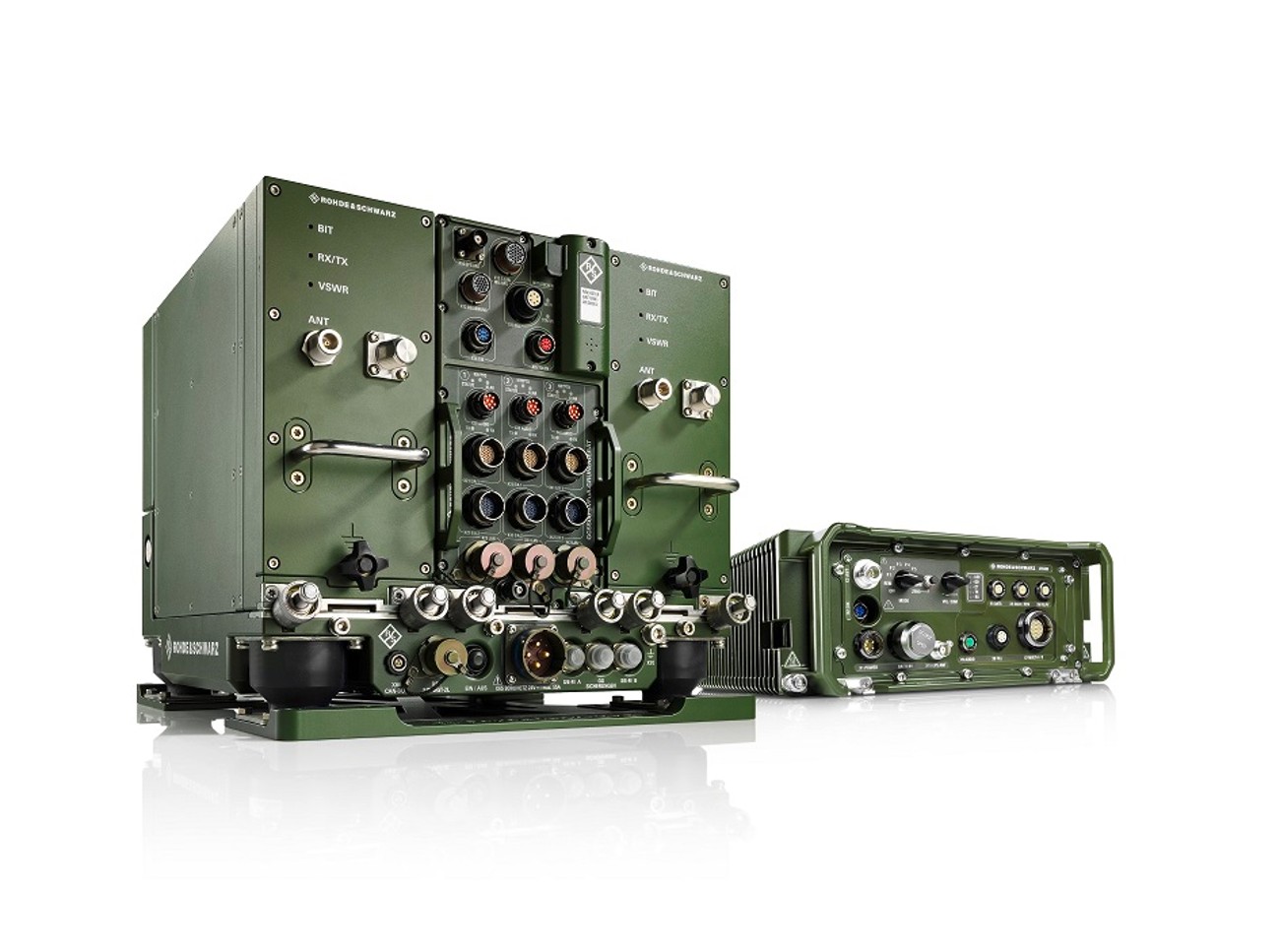 Advanced software defined radios from Rohde & Schwarz allow customers to attain information superiority in deployment and digital sovereignty Advanced software defined radios from Rohde & Schwarz allow customers to attain information superiority in deployment and digital sovereignty