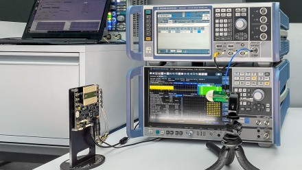 Use case #5: Sivers Semiconductors and Rohde &amp; Schwarz collaborate on testing WLAN 11ad and 5G RF transceivers up to 71 GHz