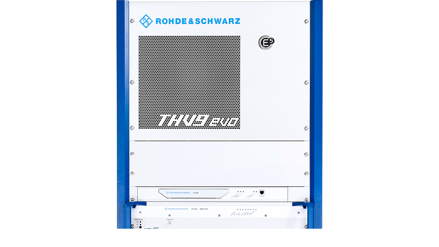 R&S®THV9evo liquid-cooled VHF transmitter R&S®THV9evo liquid-cooled VHF transmitter