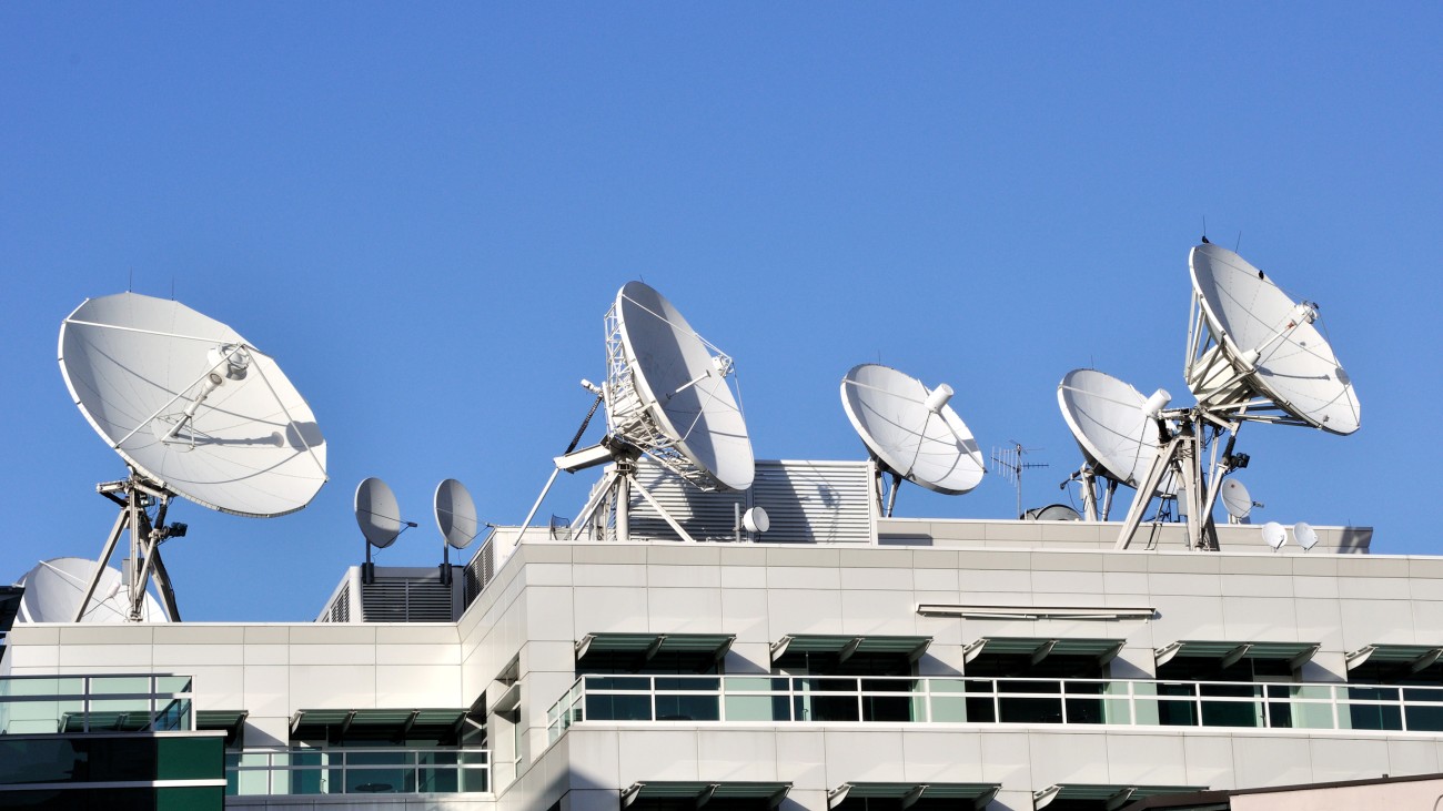 Outdoor satellite uplink amplifiers added to PKU100 family Outdoor satellite uplink amplifiers added to PKU100 family