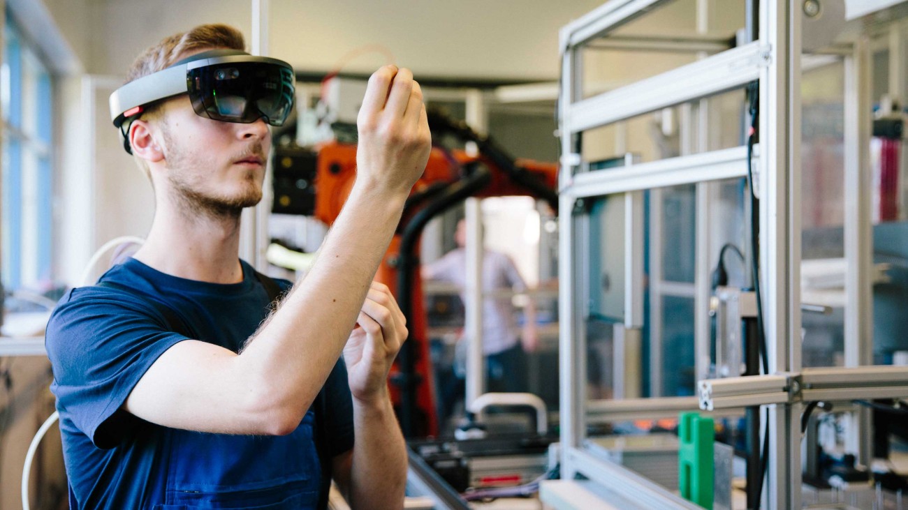 Smart factories: Mobile network characteristics and main KPIs (part 1) Smart factories: Mobile network characteristics and main KPIs (part 1)